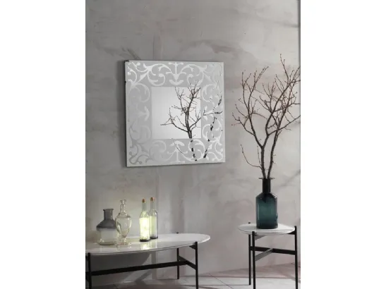 Specchio Namaste con cornice in vetro argentato di Stones