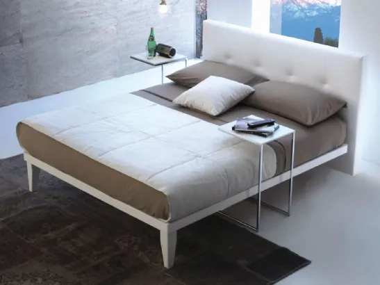 Letto con testiera in ecopelle capitonné Ale di Ergogreen