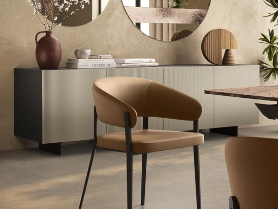 Sedia in pelle Hug di Scavolini