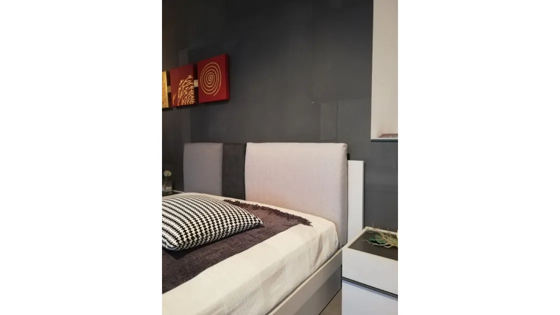 CAMERA DA LETTO COMPLETA TOMASELLA CON ARMADIO A 2 PORTE SCORREVOLI - LETTO CONTENITORE - COMODINI SETTIMANALE E SPECCHIERA