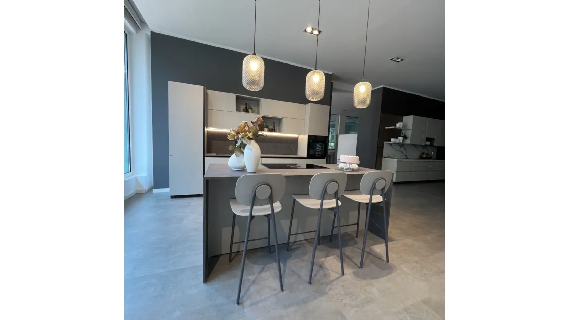 CUCINA SCAVOLINI MODELLO DELINEA  PREZZO SCONTATISSIMO PER COMPOSIZONE ESPOSTA
