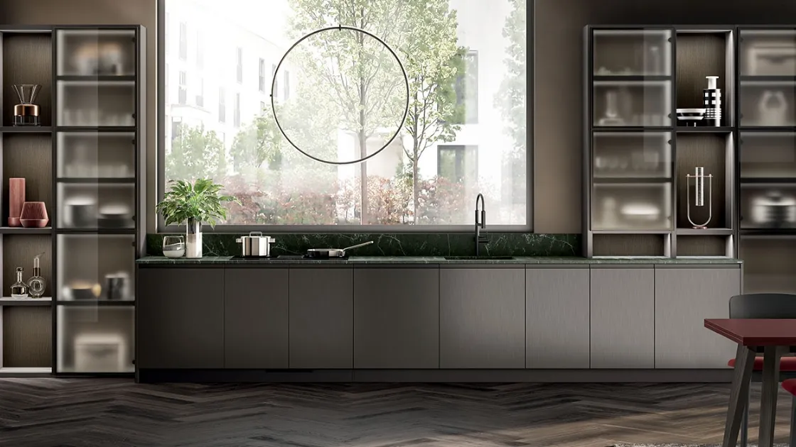 Cucina Moderna Motus in laccato effetto metallo Acciaio Scuro di Scavolini
