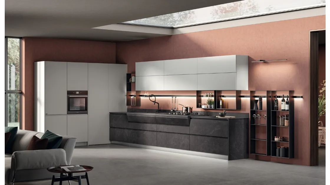 Cucina Moderna Motus in Pietra Abyss e laccato opaco Grigio Airone di Scavolini