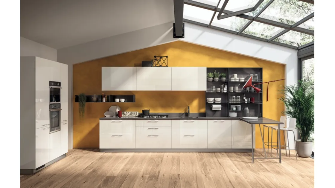 Cucina Moderna con penisola Sax in laccato lucido Bianco di Scavolini