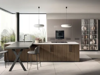 Cucina Moderna con isola e penisola Musa 01 in Rovere Pecan di Scavolini