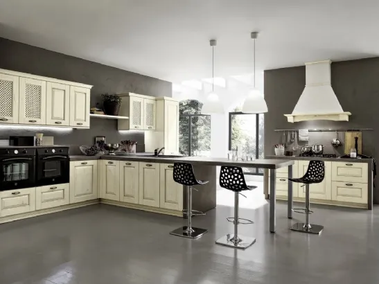 Cucina Shabby Chic angolare con penisola Nora in legno laccato Decapé Bianco Antico di Arrex