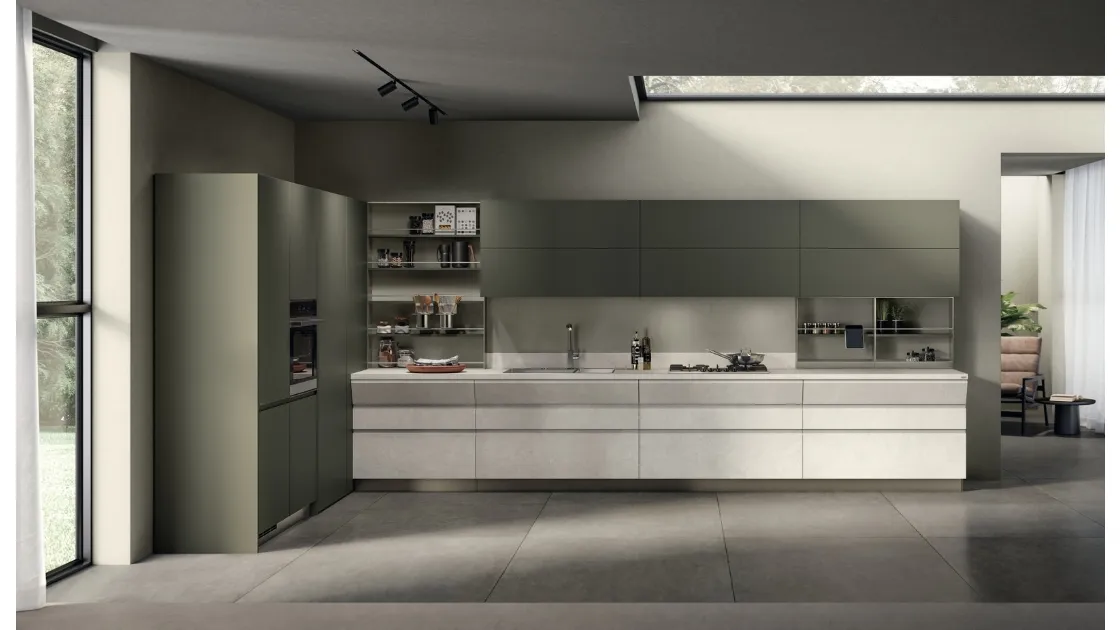 Cucina su misura Motus 05 in Pietra Solar e laccato opaco Verde Minerale di Scavolini