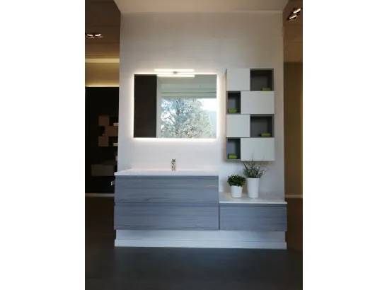 MOBILE DA BAGNO ESPOSTO IN FINITURA LEGNO GRIGIO CHIARO  - LAVABO IN RESINA BIANCA OPACA - OFFERTA OUTLET